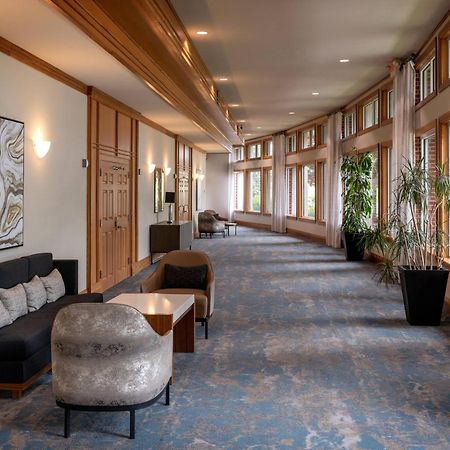 Delta Hotels By Marriott Huntington Mall Barboursville Buitenkant foto