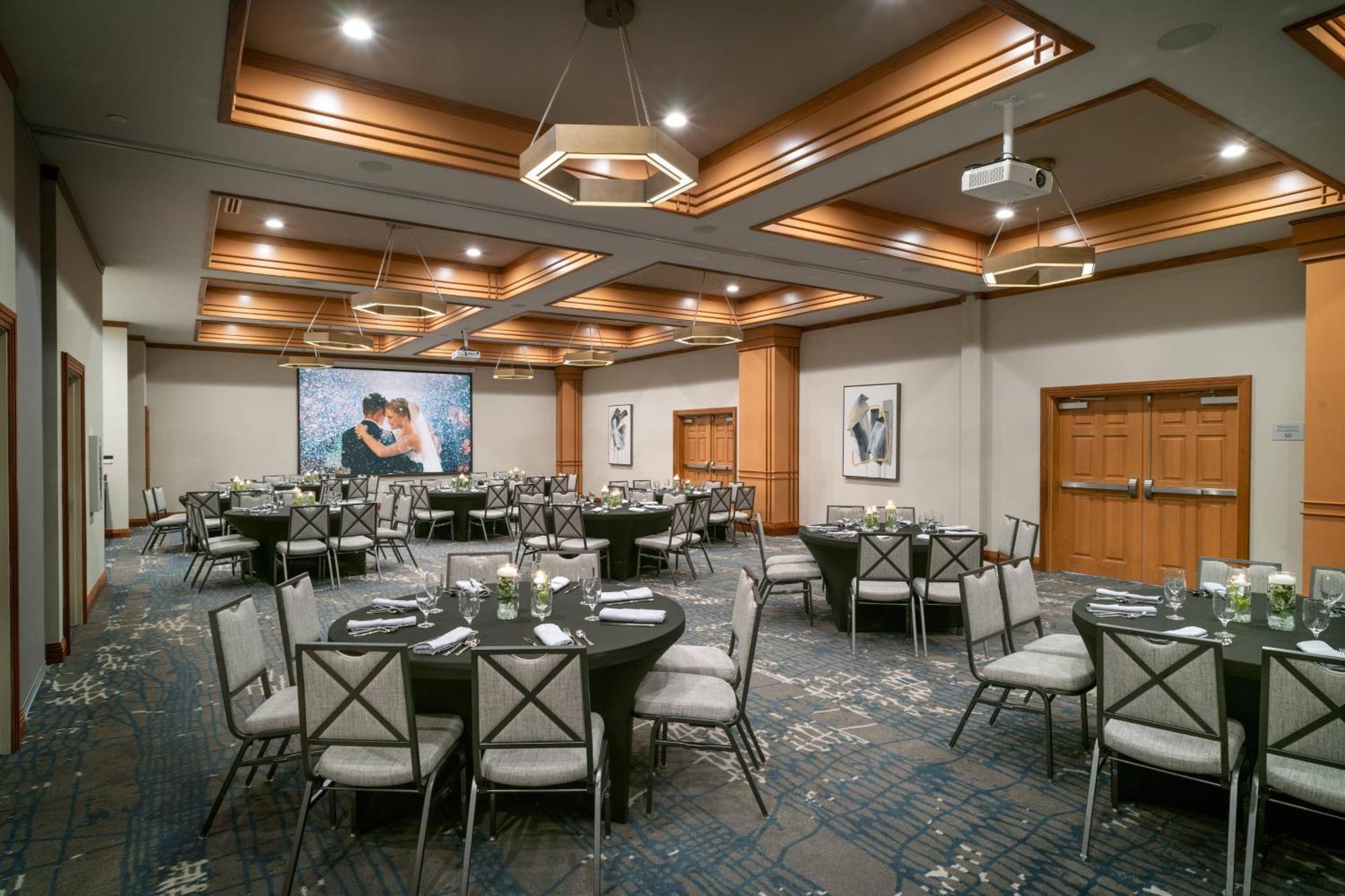 Delta Hotels By Marriott Huntington Mall Barboursville Buitenkant foto