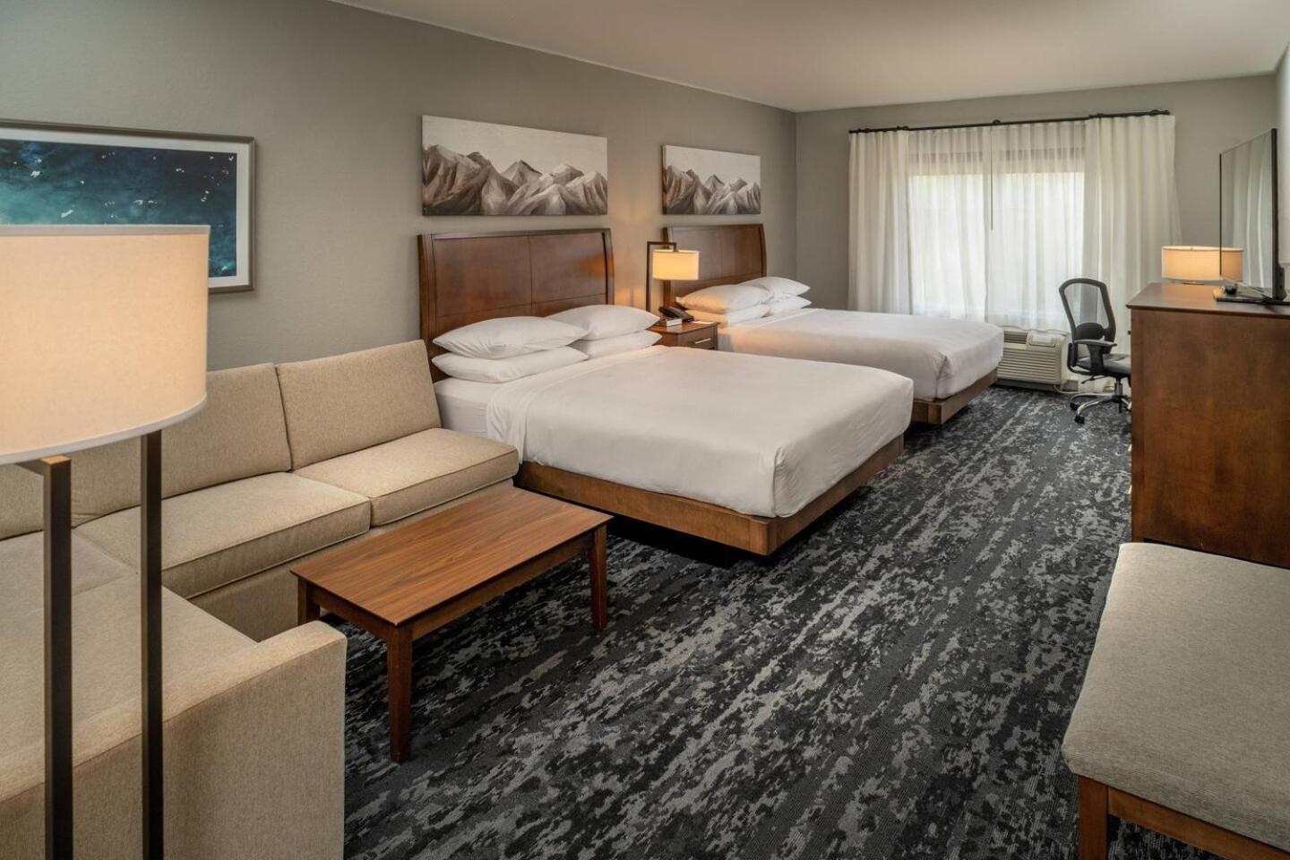 Delta Hotels By Marriott Huntington Mall Barboursville Buitenkant foto