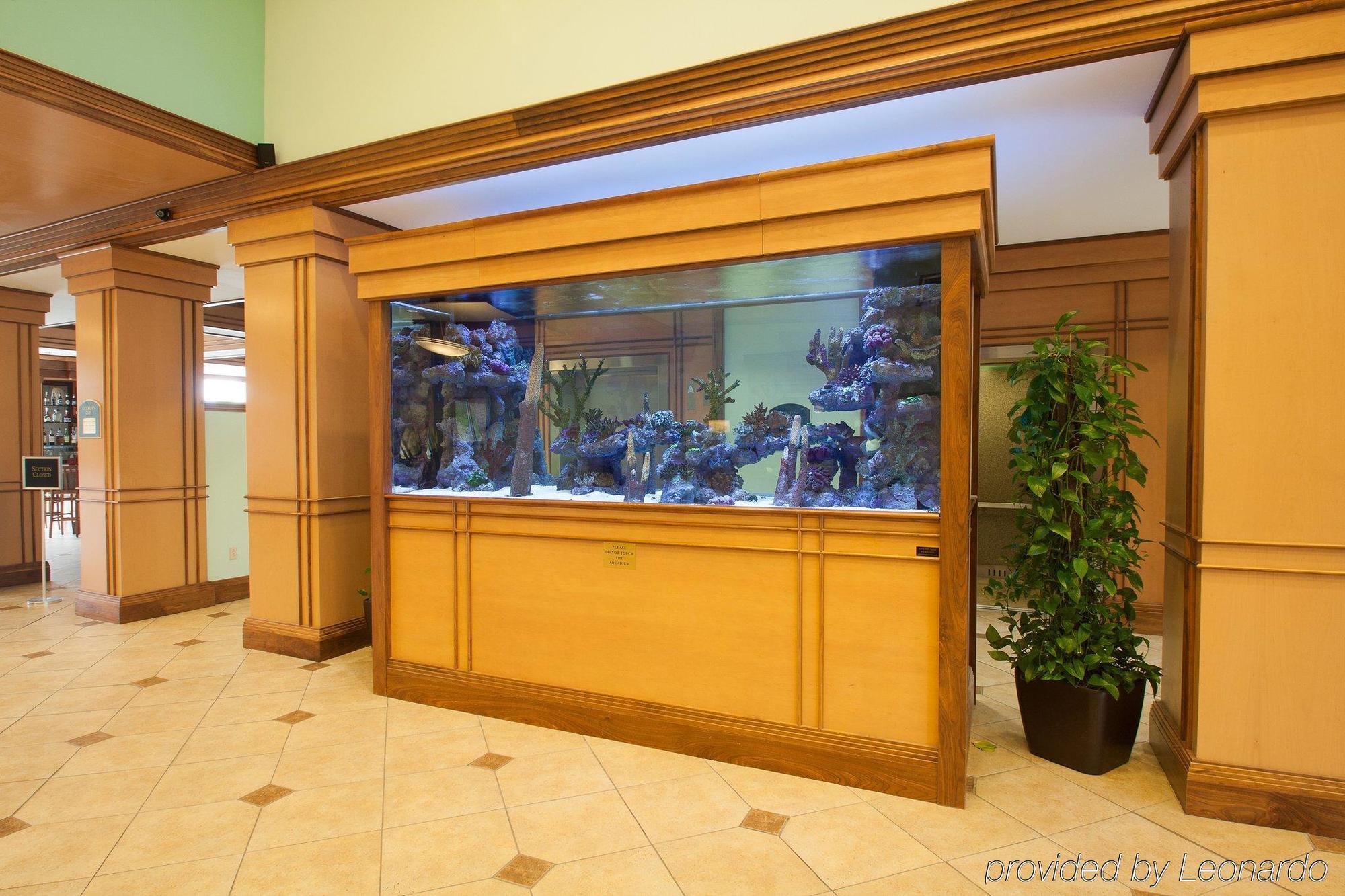 Delta Hotels By Marriott Huntington Mall Barboursville Buitenkant foto