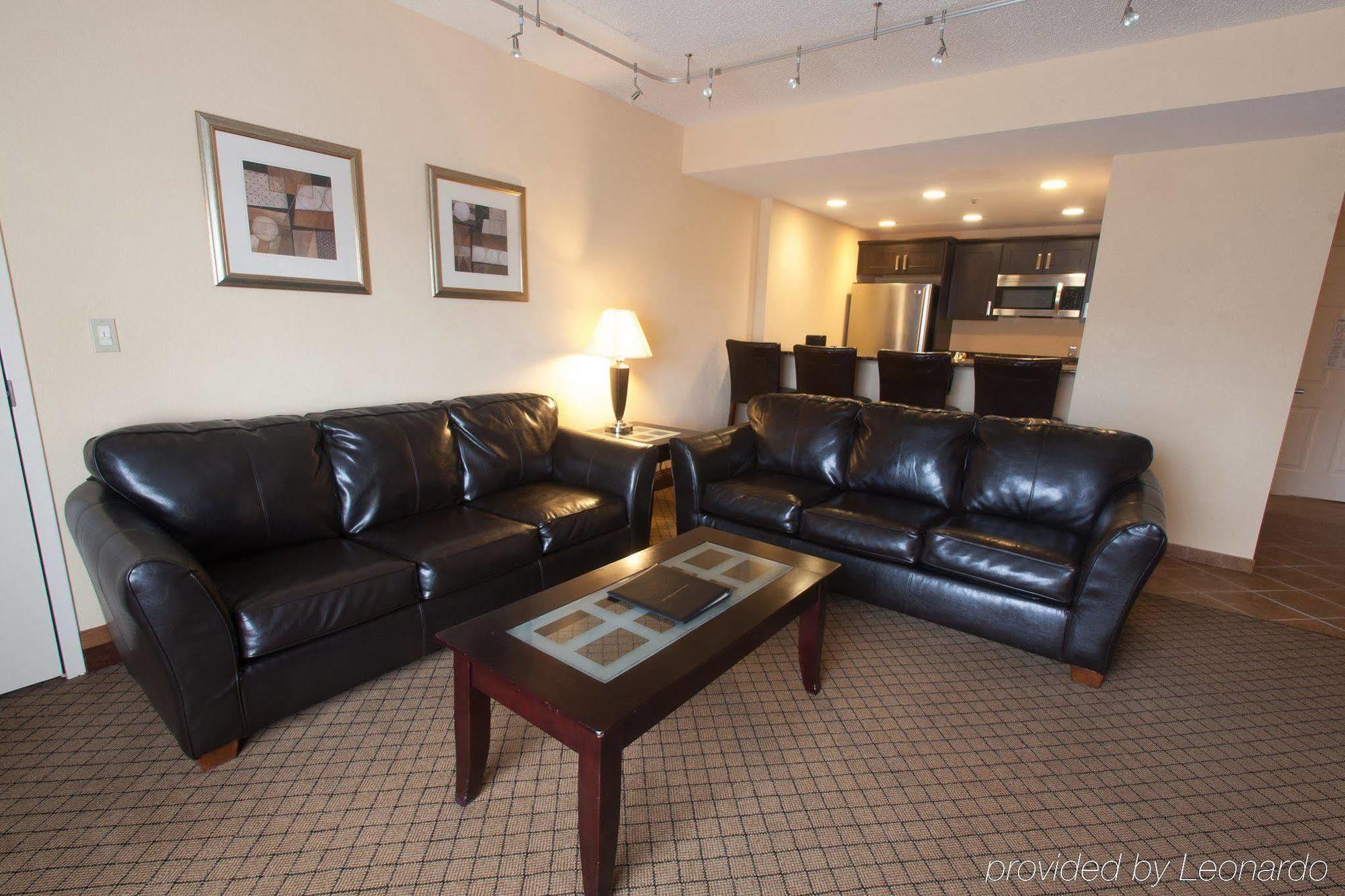 Delta Hotels By Marriott Huntington Mall Barboursville Buitenkant foto
