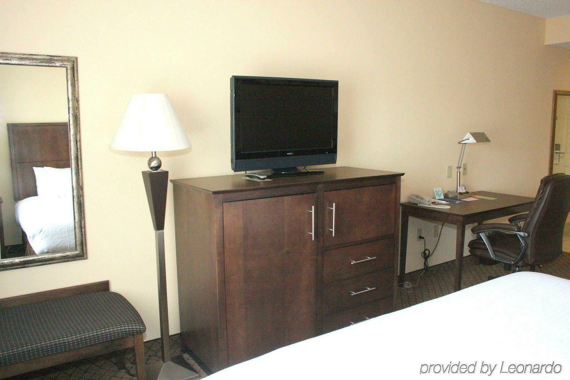 Delta Hotels By Marriott Huntington Mall Barboursville Buitenkant foto