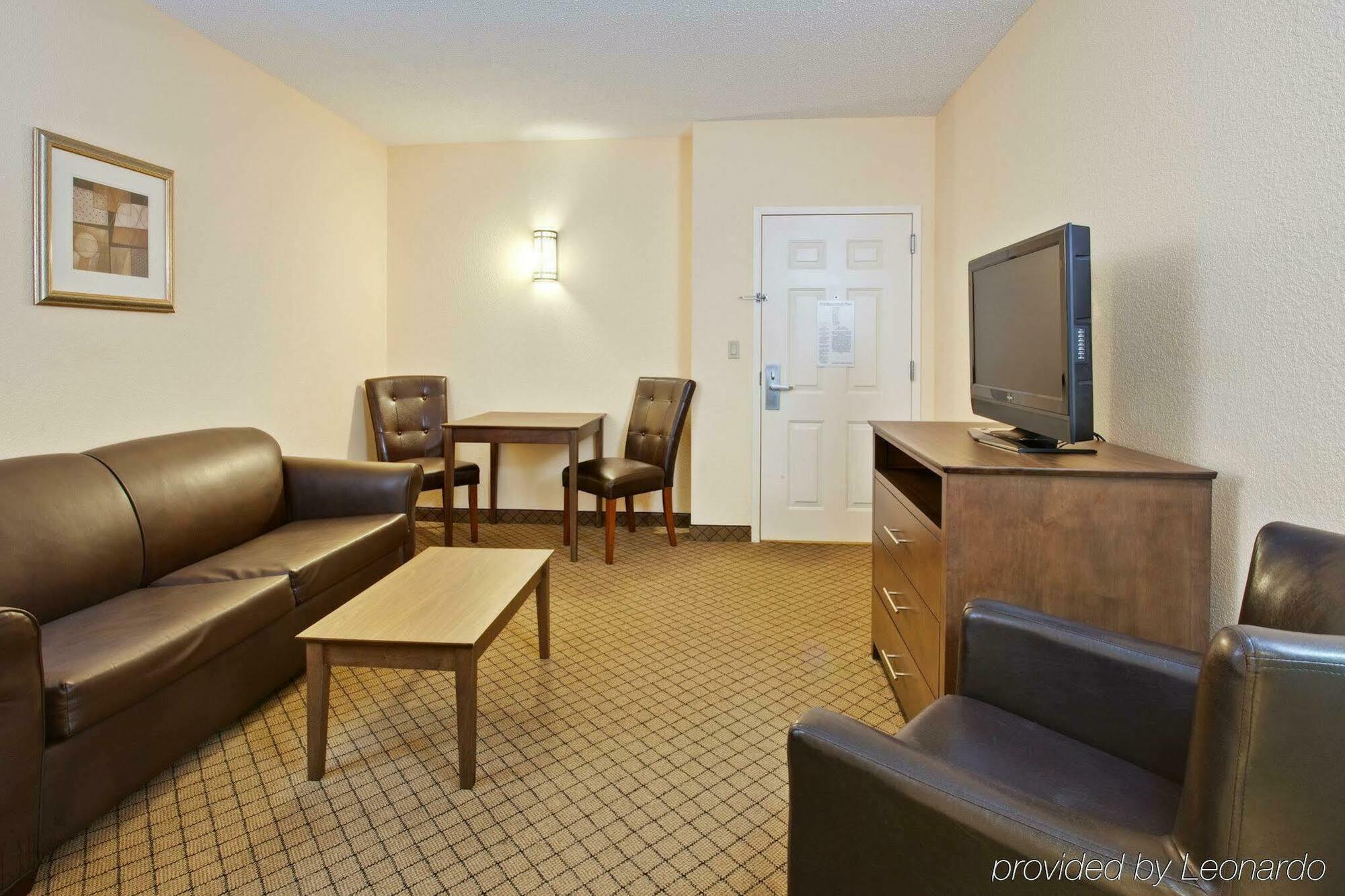 Delta Hotels By Marriott Huntington Mall Barboursville Buitenkant foto
