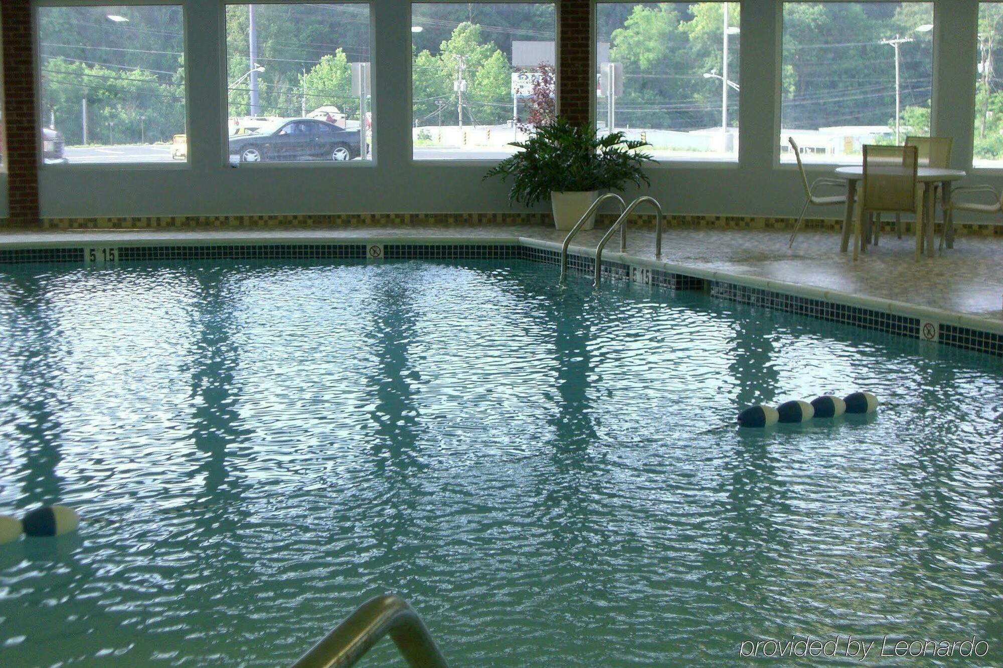 Delta Hotels By Marriott Huntington Mall Barboursville Buitenkant foto