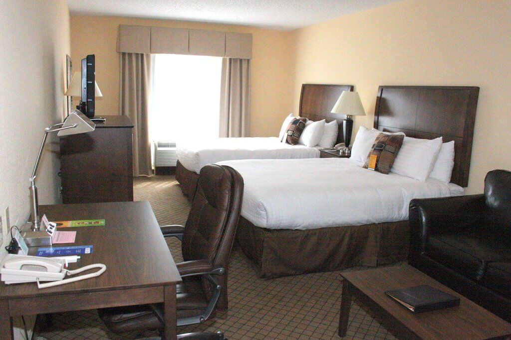 Delta Hotels By Marriott Huntington Mall Barboursville Buitenkant foto